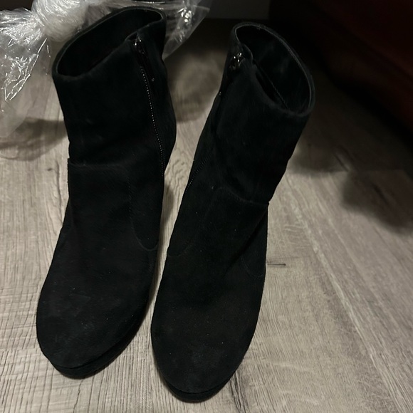 Boots - Picture 1 of 2